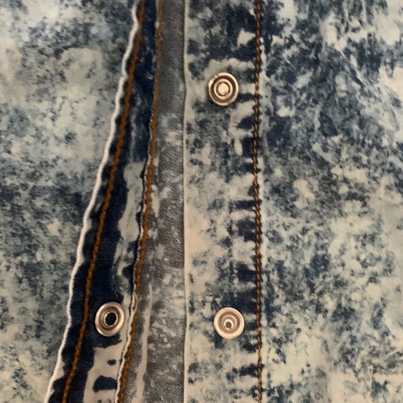 FashionWeb jean jacket top - from Forever 21 - Picture 5 of 5